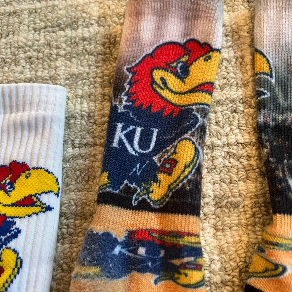 KU Kansas Jayhawks Men's Crew Socks - White and Multicolor and new shoe strings - Picture 6 of 8